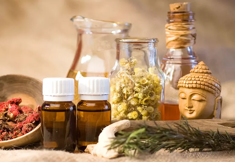 Herbal Medicine Systems: Ayurveda, Traditional Chinese Medicine & Natural Healing Science